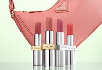 【PRADA Beauty】全新Monochrome Pink解構粉 時髦演繹經典標誌
