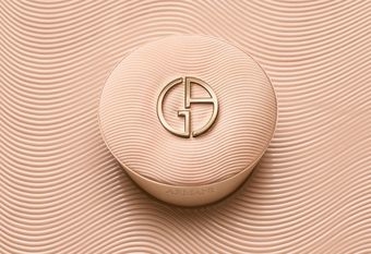 【GIORGIO ARMANI beauty 亞曼尼】 全新雲粉流心氣墊 革新上市