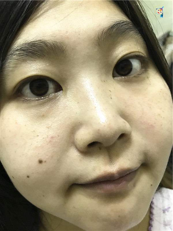 防曬偏執狂藍子 LANEIGE 蘭芝 晶透潤白淡斑安瓶精華 一敷上臉,那溫和滋潤的觸感令人傾心~ LANEIGE 蘭芝 晶透潤白淡斑安瓶精華 一敷上臉,那溫和滋潤的觸感令人傾心~ 保養品分享 健康養身 攝影 民生資訊分享