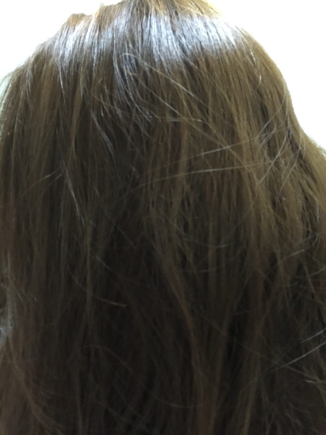 髮品體驗～來自海倫仙度絲（head&shoulders）的絲滑柔順去屑洗髮乳～氣味清新，使用舒爽，蠻好用唷！ 保養品分享 